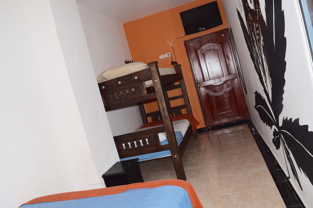 Zleeping Hostel Santa Marta  Room photo